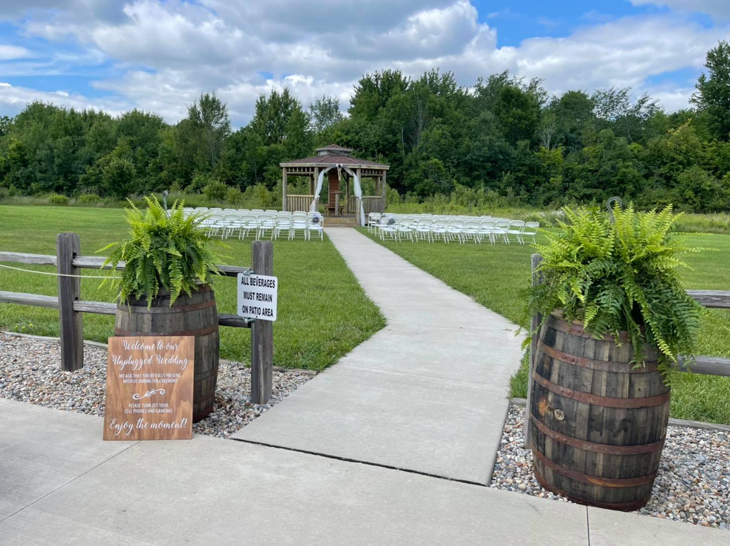 Country Creek Picnic & Cocktail Area